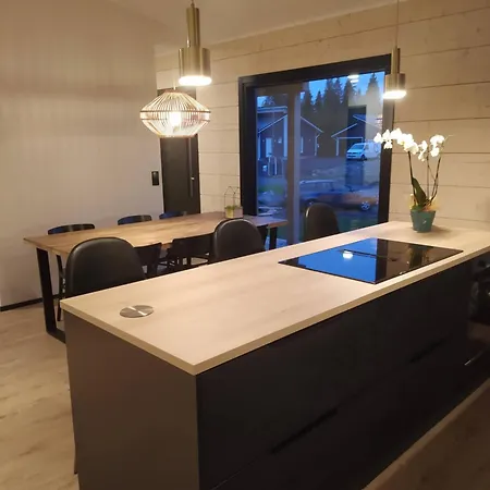 Modern Log House With Jacuzzi And Sauna Apartman Rovaniemi